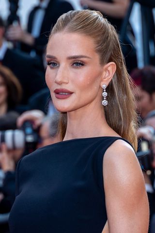 Rosie Huntington-Whiteley pictured with glowing skin