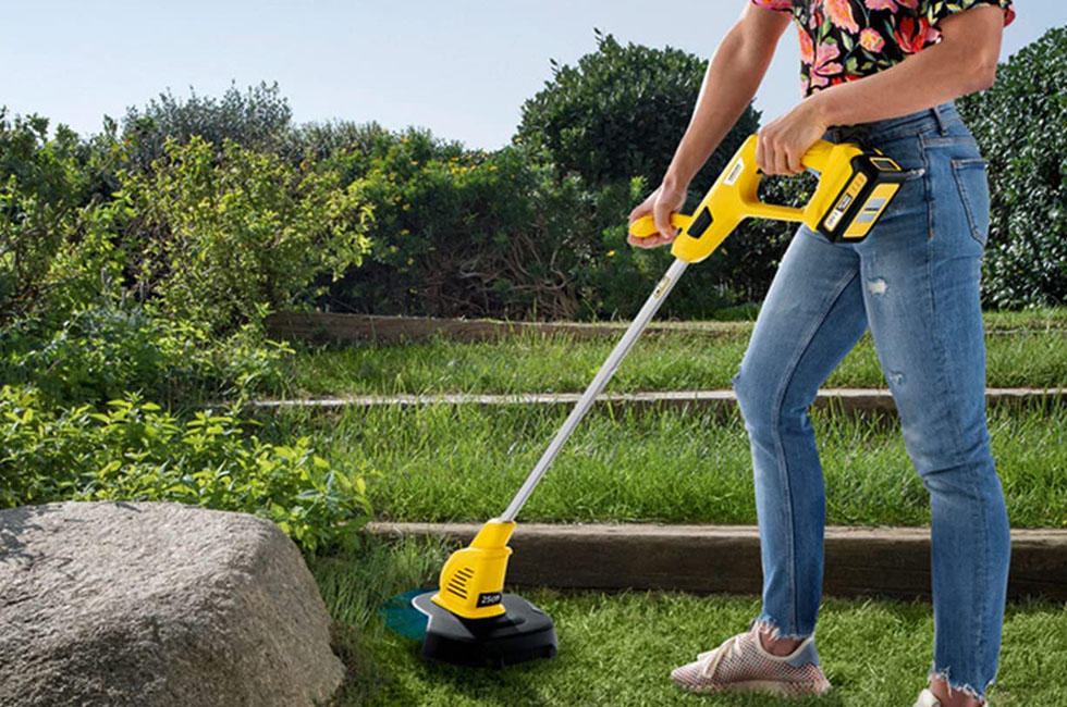 The 5 Best Cordless Strimmers to Ensure 