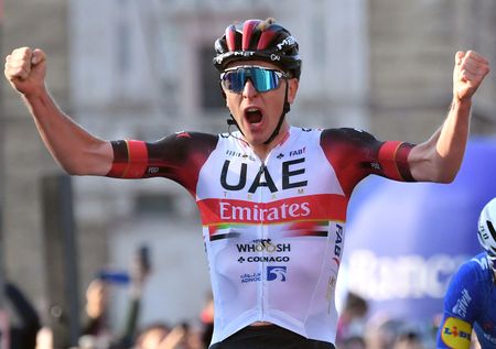 Tadej Pogačar winning Il Lombardia 2021