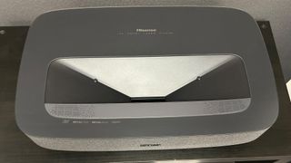 Ultra short-throw projector: Hisense PL1TUK