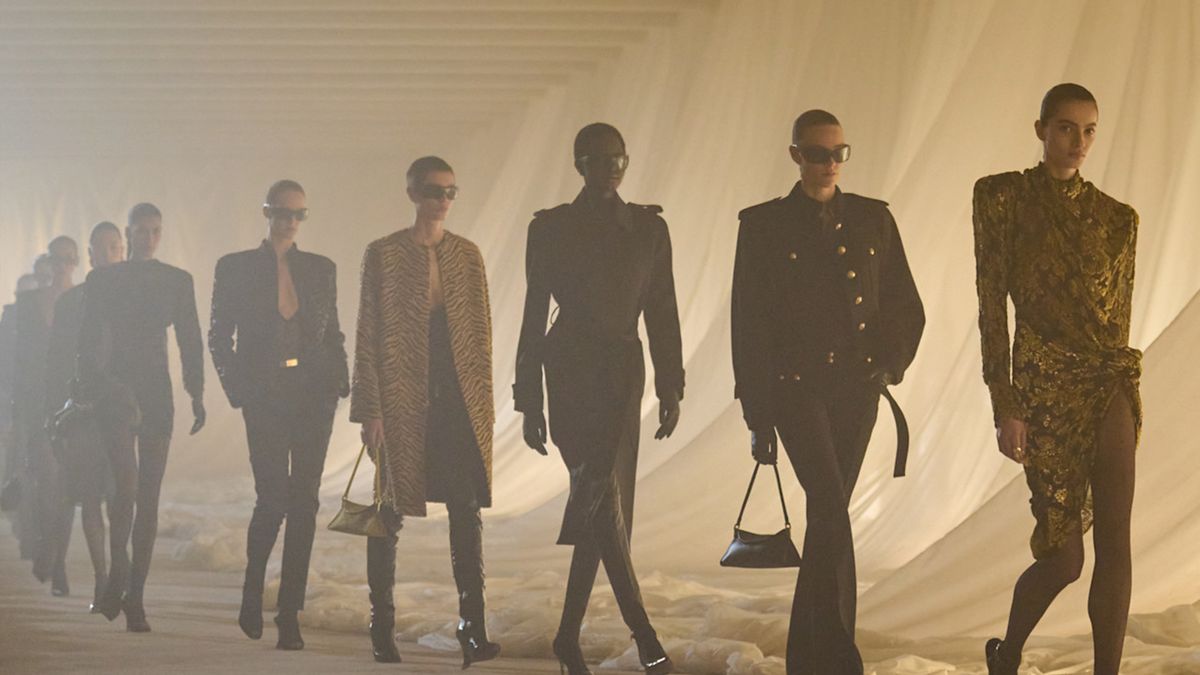 Liquid Leather, Elegant Draping, and the #1 Jacket Trend for 2026—Antonin Tron Ushers In a New Era at Balmain