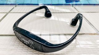 Jukes pro training system next to a swimming pool