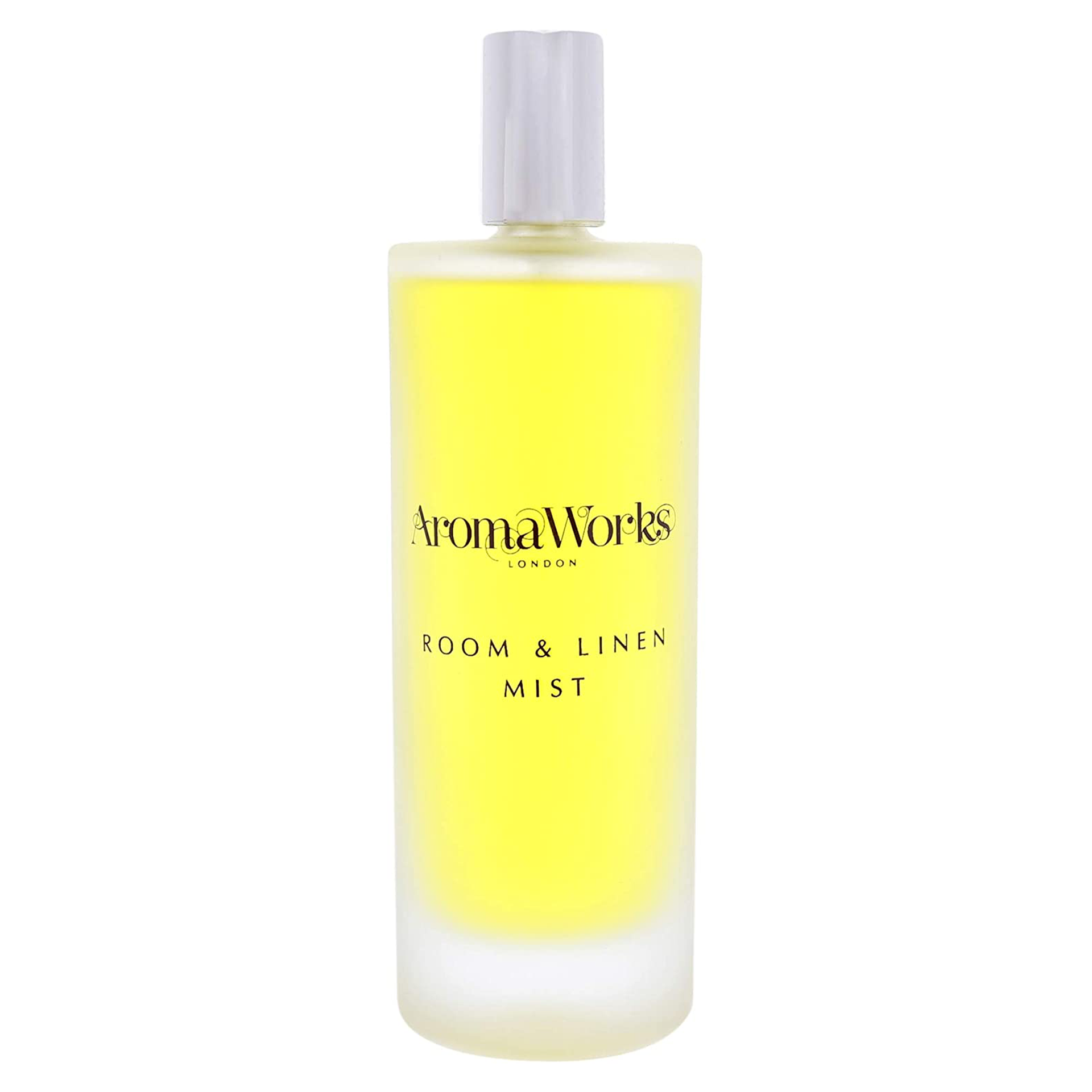 Sebotol kamar Aromaworks kuning dan semprotan laundry