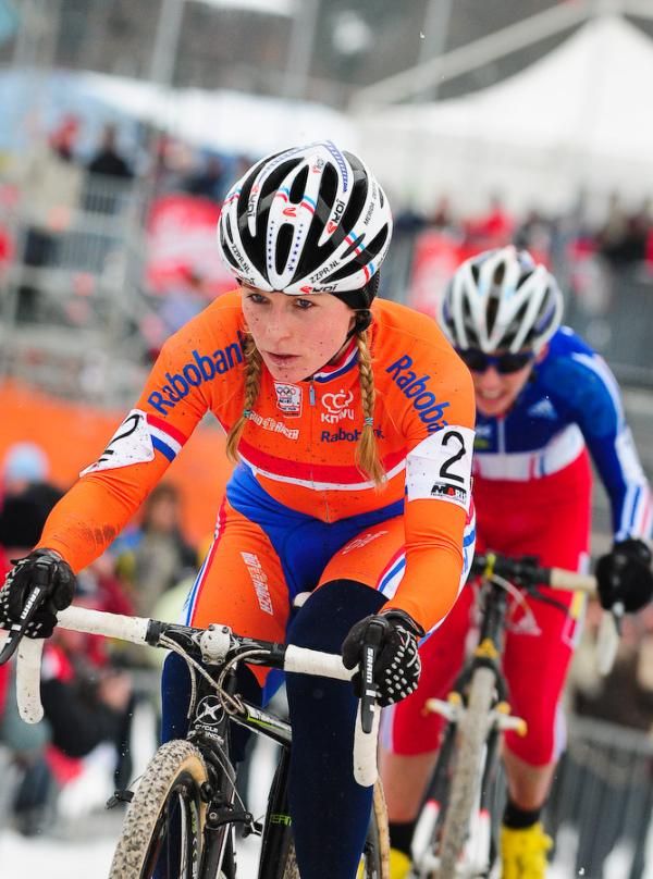 Daphny Van Den Brand (Netherlands) riding in third place