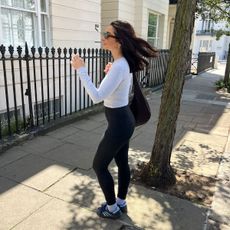 girl wearing leggings