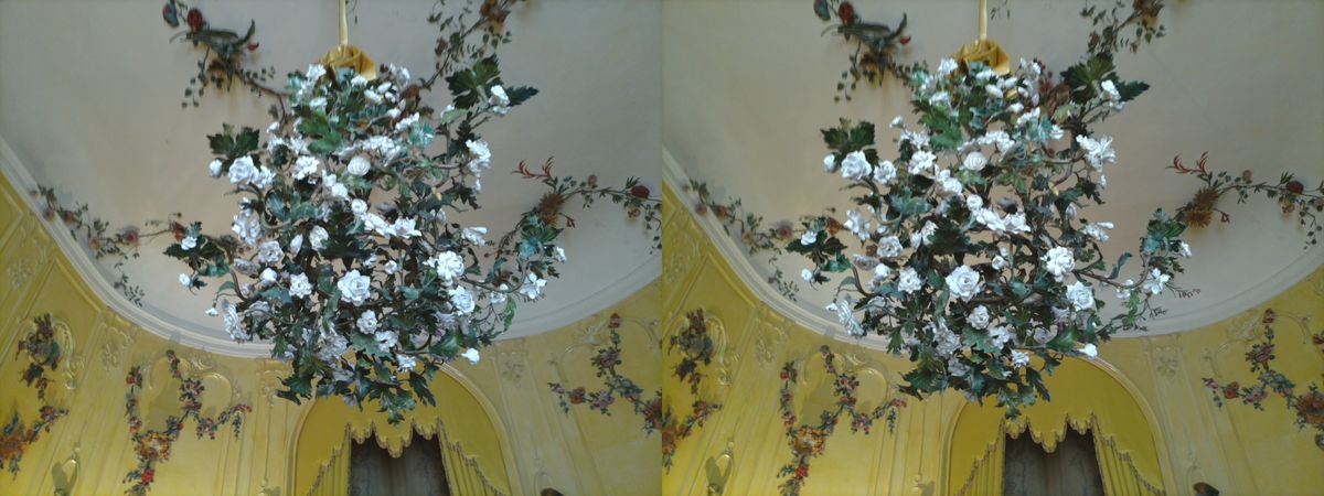 A 3D photo of a chandelier