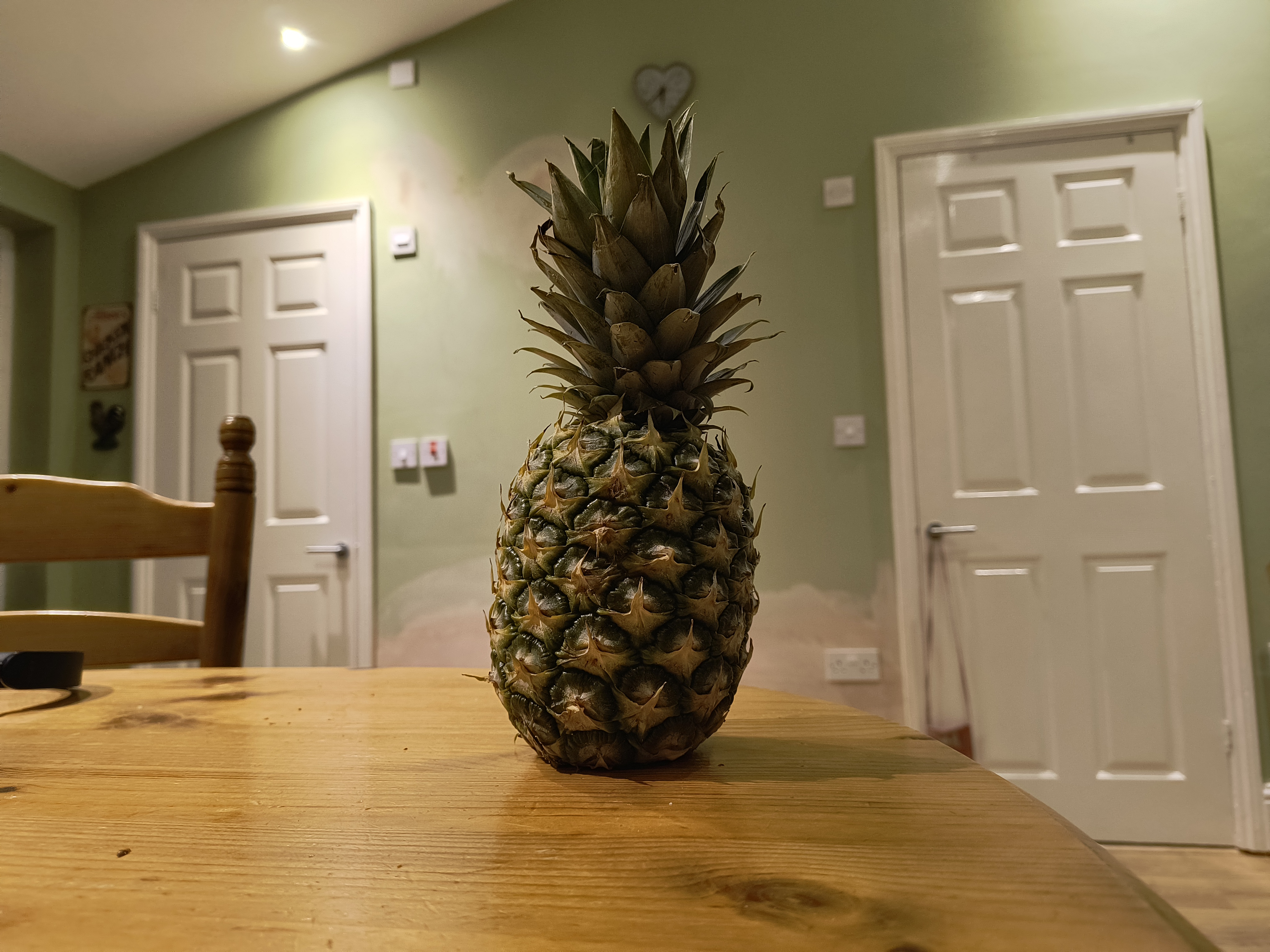 A pineapple taken on the Moto Edge 40 Neo
