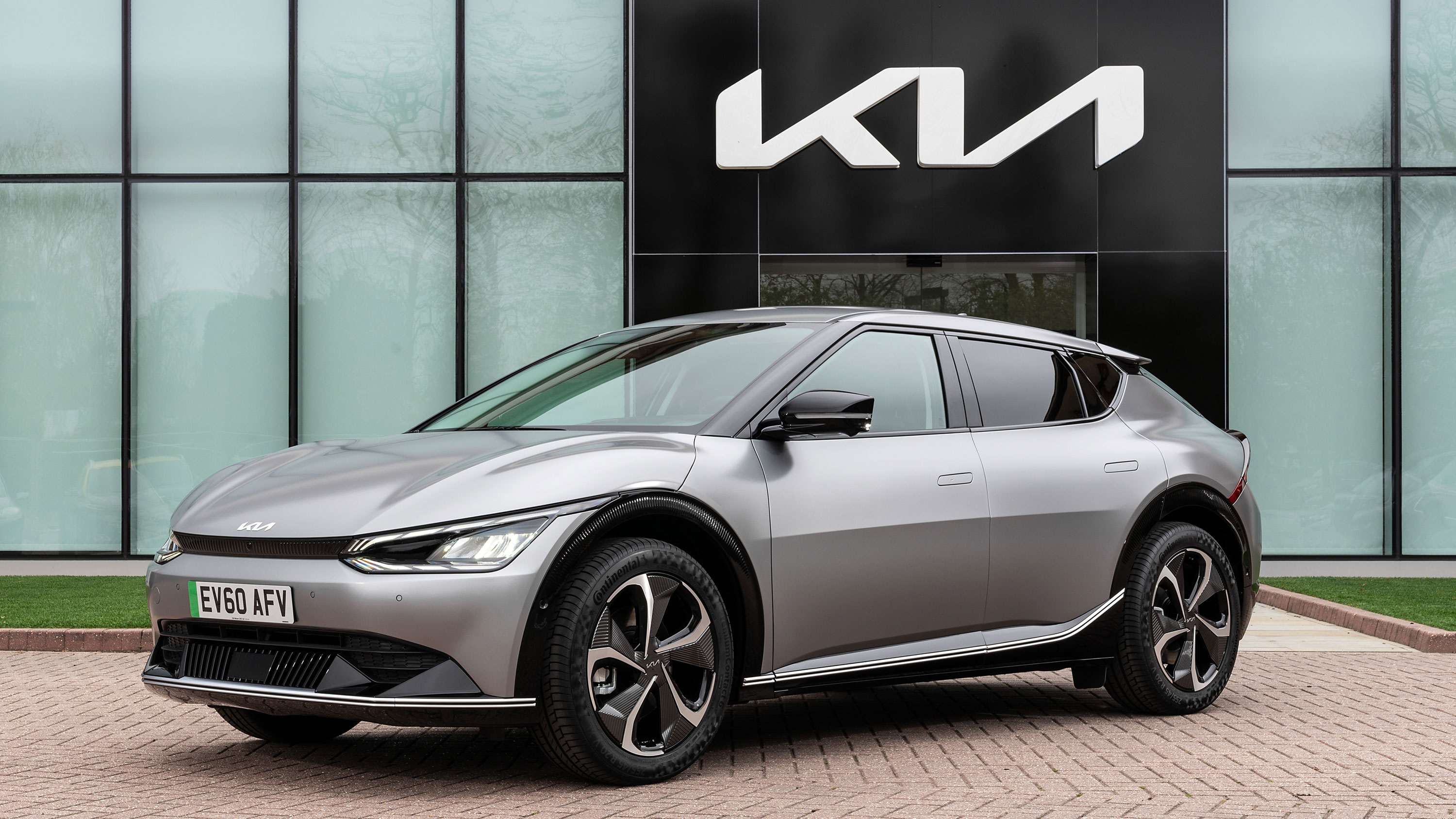 Lambo-beating Kia EV6 price, specs and pre-order dates revealed for UK