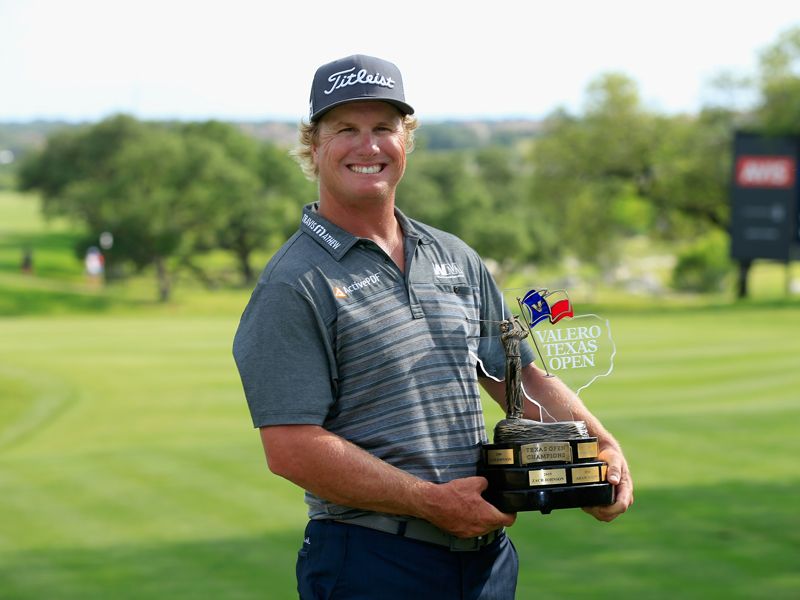 Charley Hoffman defends Valero Texas Open