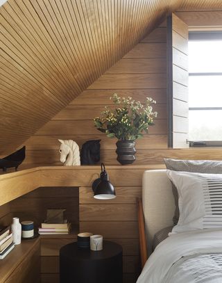 small bedrooms storage ideas with a wraparound shelf