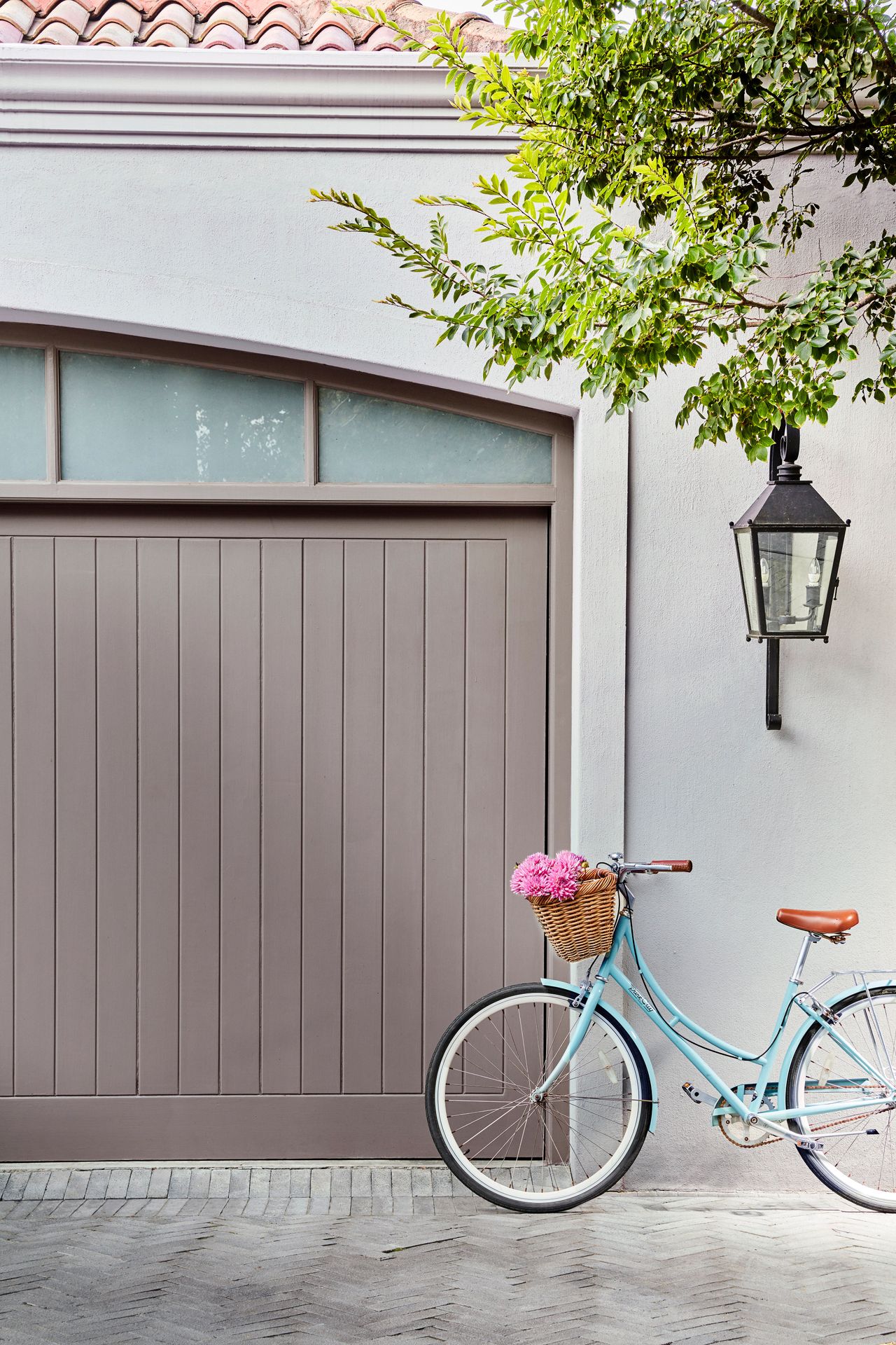 How to choose the best exterior paint for doors and windows Livingetc