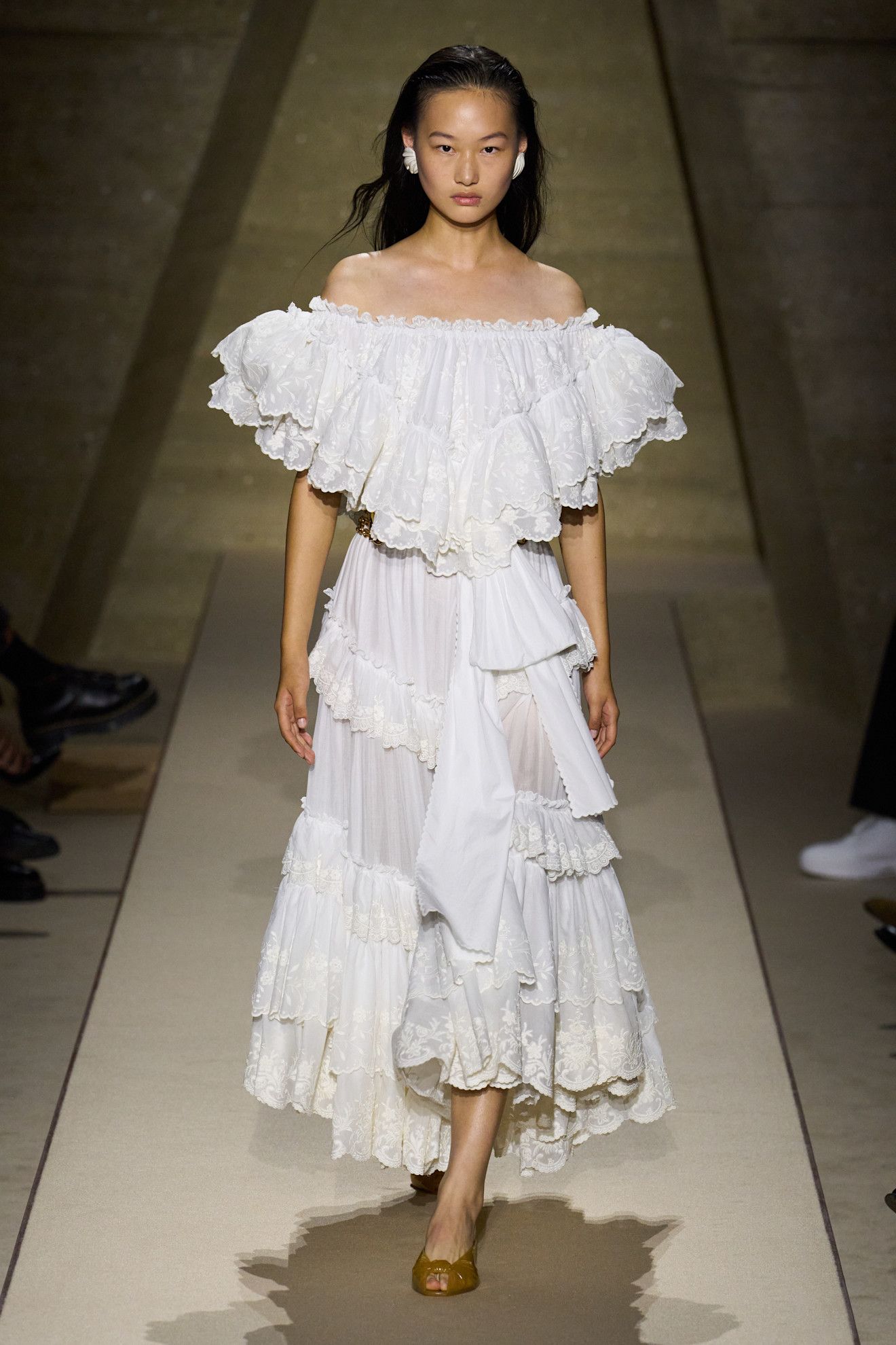 DRESS TRENDS 2026: RUFFLES AT CHLOE