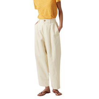 Linen Blend Pleated Tapered Trousers