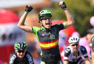Sheyla Gutierrez wins Giro Rosa stage 7 in Baronissi