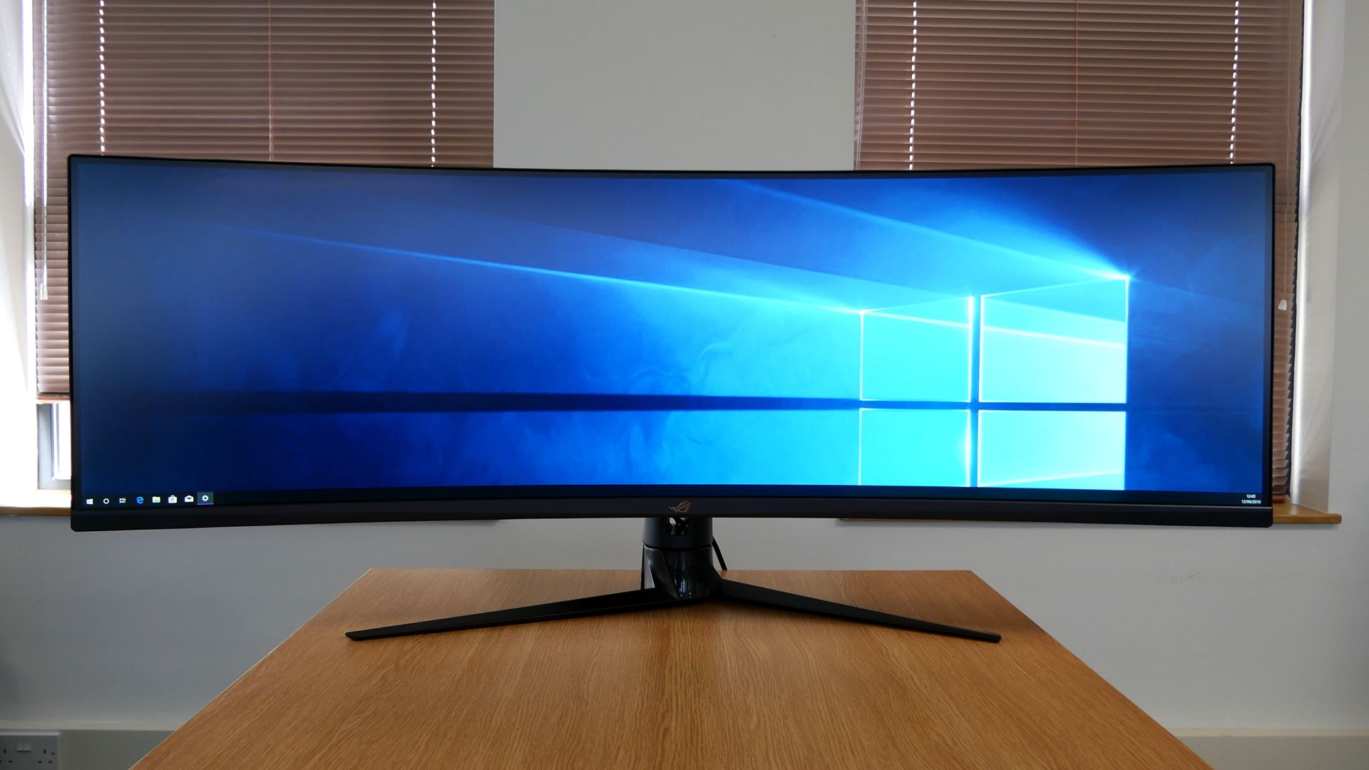 ASUS ROG XG49VQ 49インチ 144Hz DFHD 修理済未使用 ASUS ROG XG49VQ 49インチ 144Hz DFHD 修理済未使用 ASUS ROG
