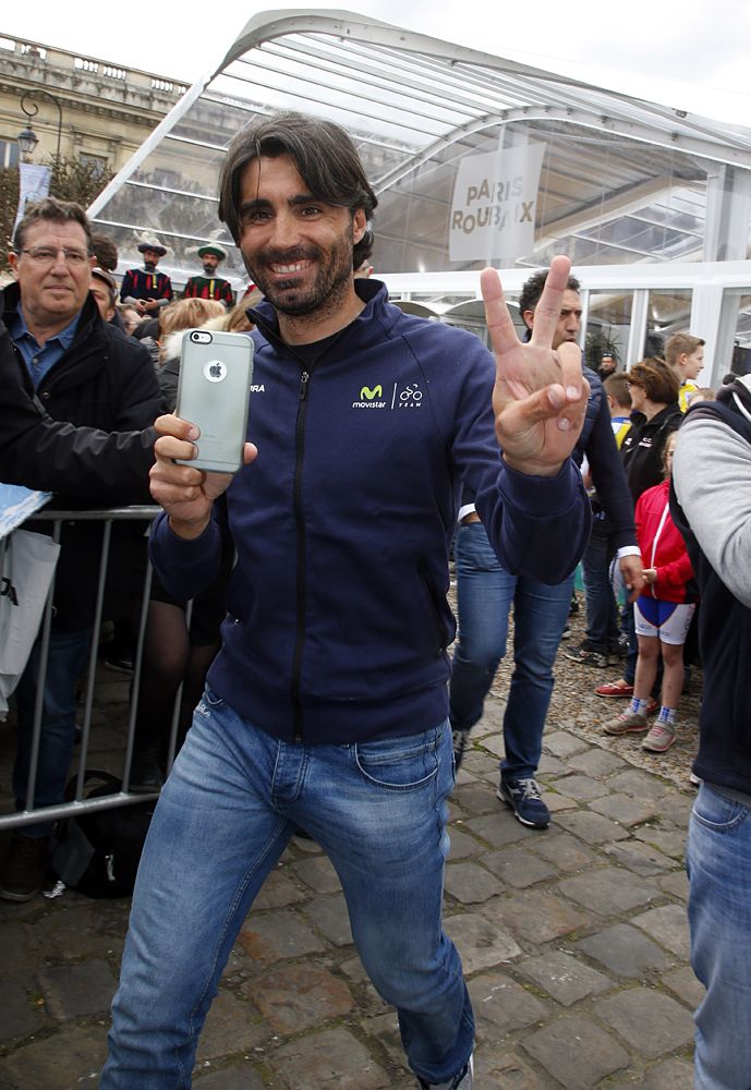 Francisco Ventoso (Movistar) at the team presentation for Paris-Roubaix