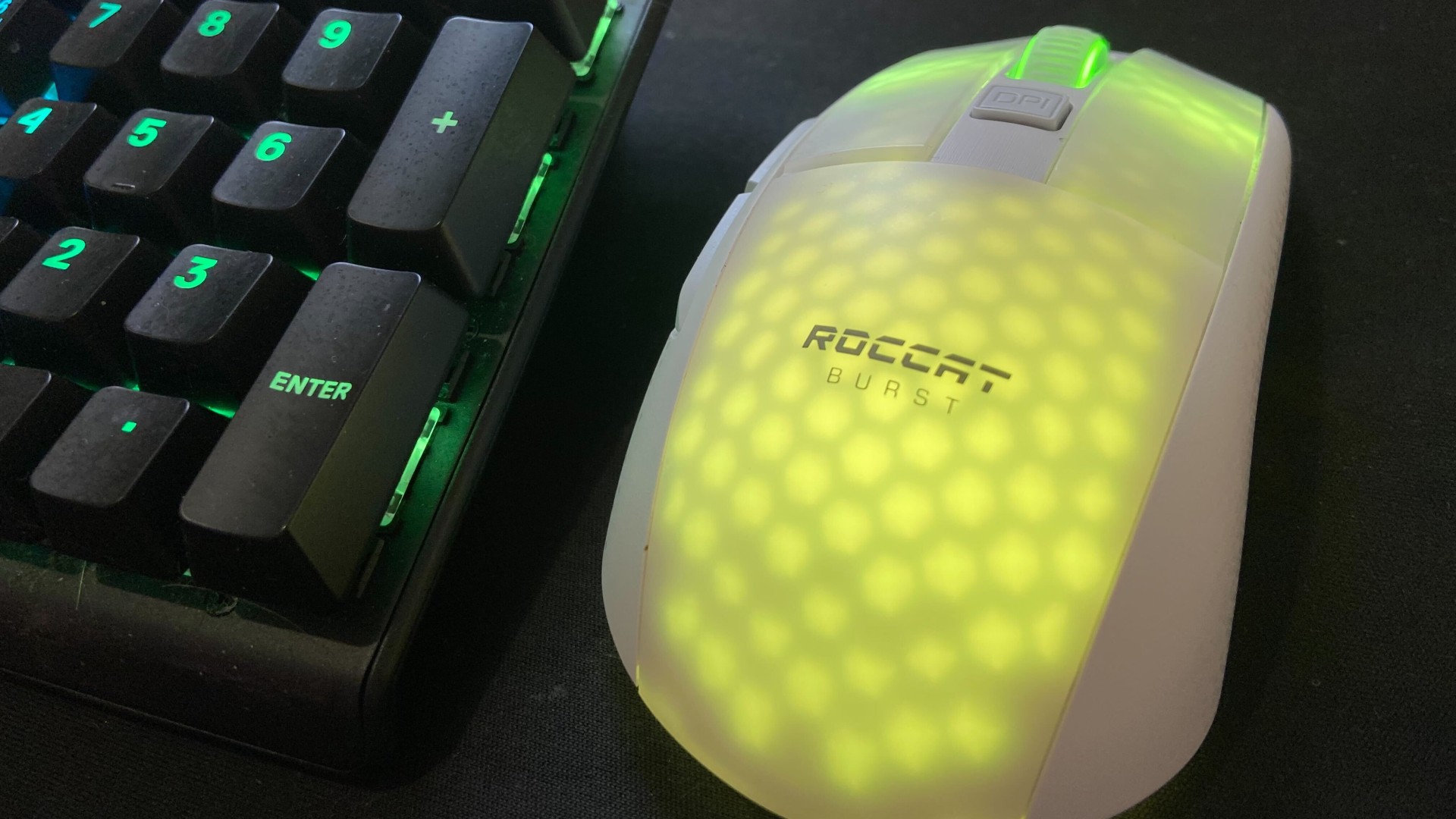 Roccat Burst Pro Air review: Glides like a professional ice skater