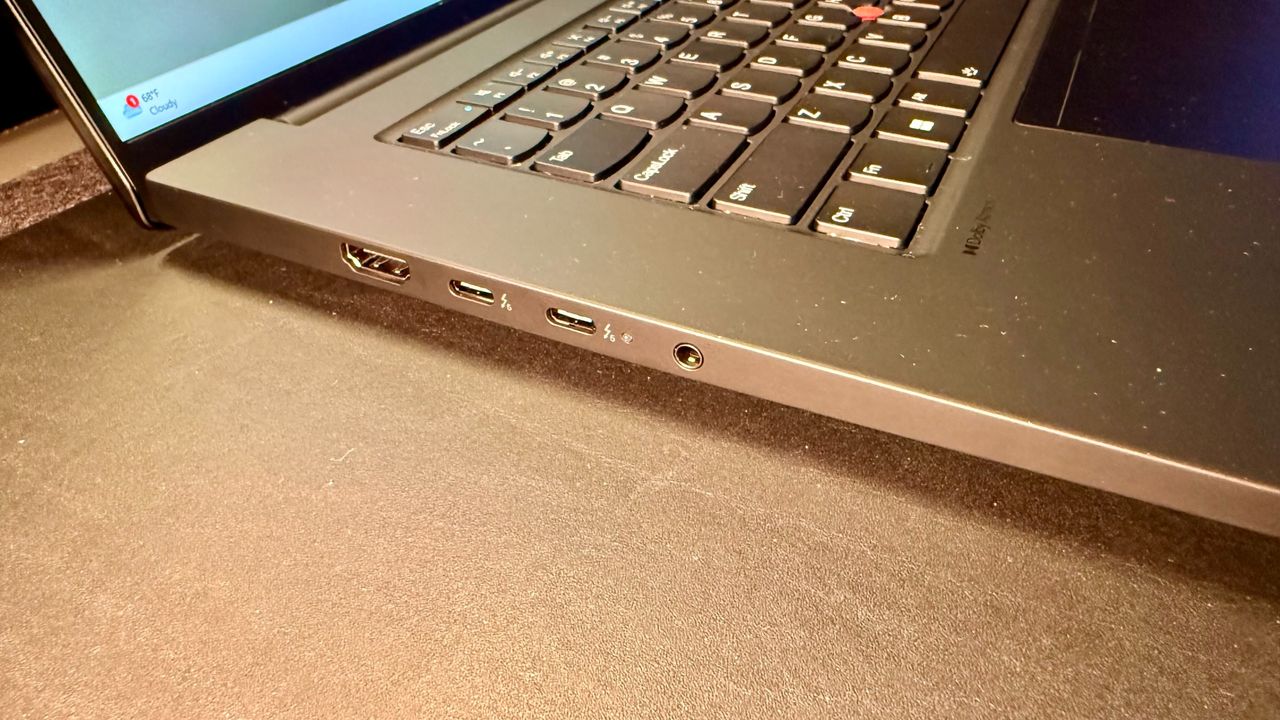Lenovo ThinkPad T1G Gen 8