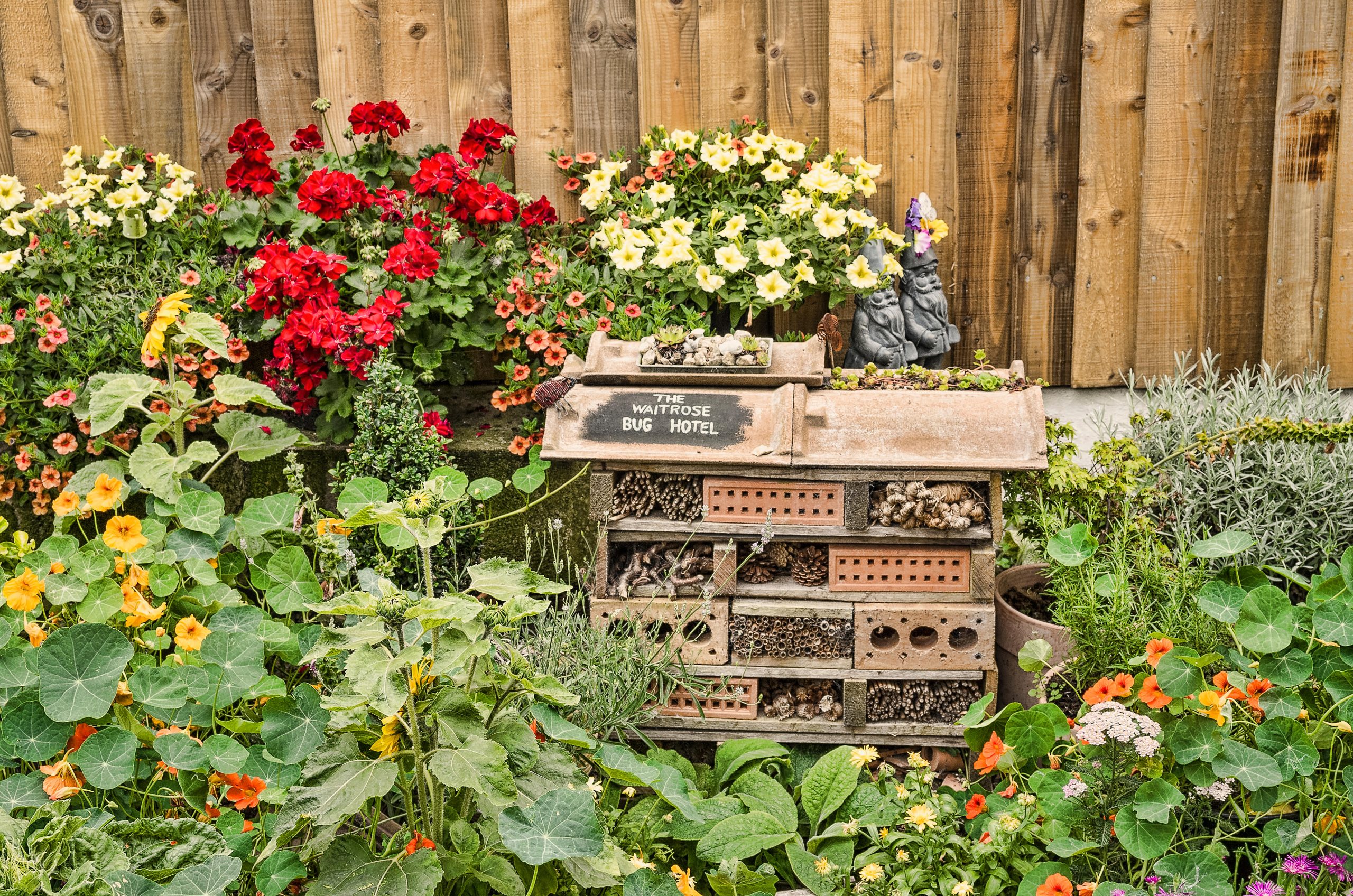 Easy crafts for kids illustrated by bug hotel