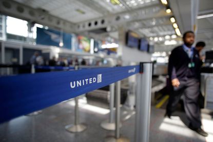 The United Airlines passenger suffered many injuries.