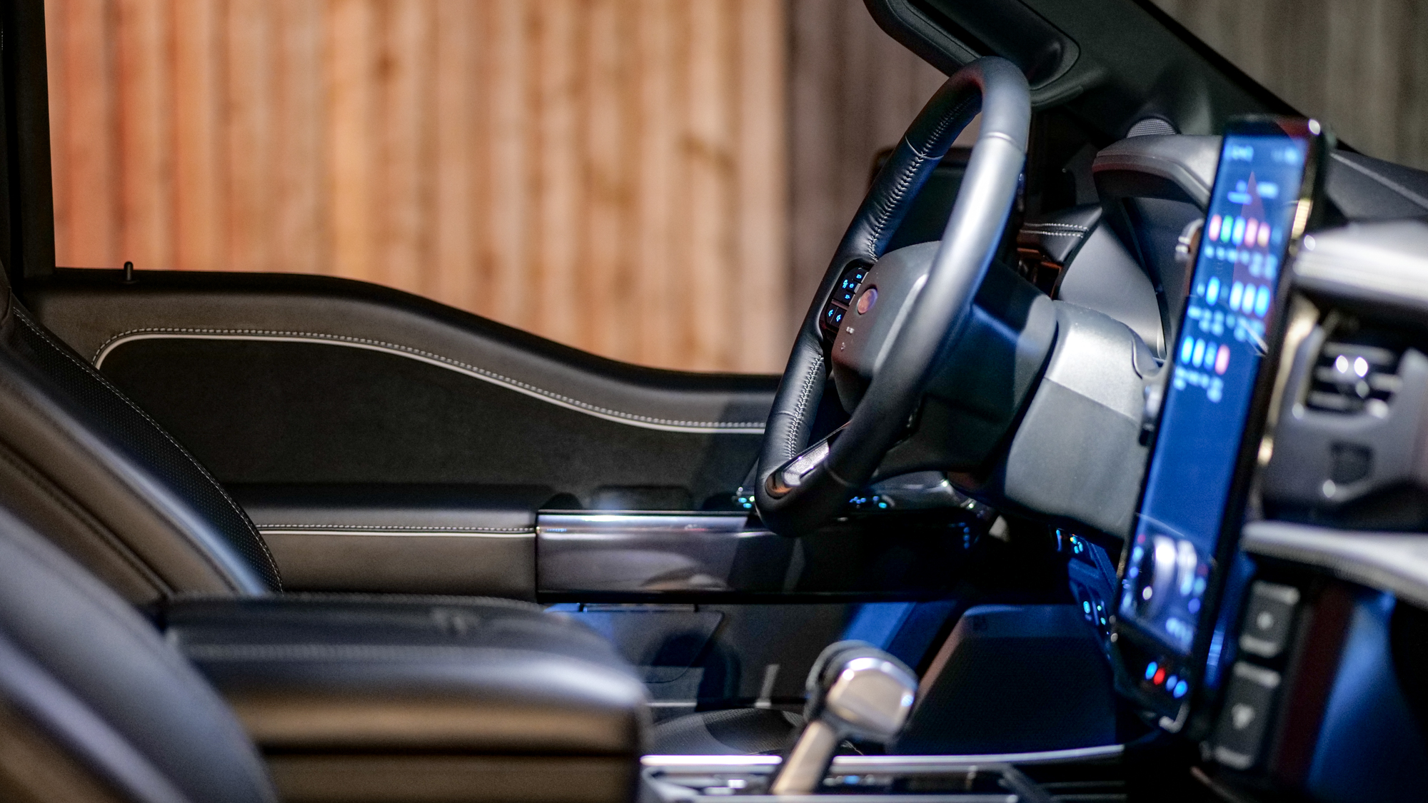 2025 Ford F-150 Lightning test drive.