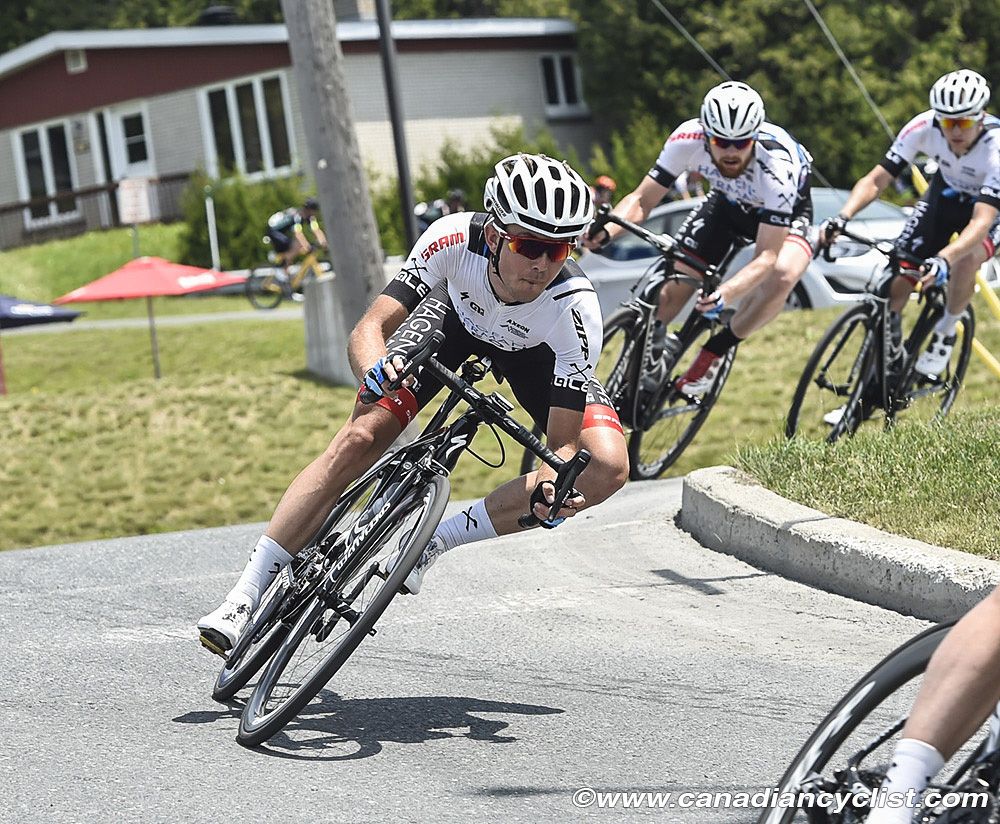 Axeon Hagens Berman at the front of the peloton