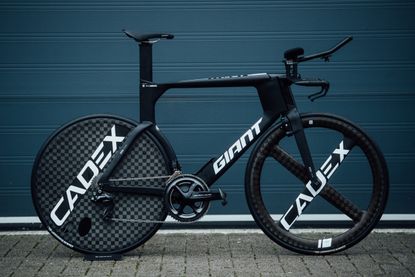 Check out Ilnur Zakarin s stunning Giant time trial bike for 2020