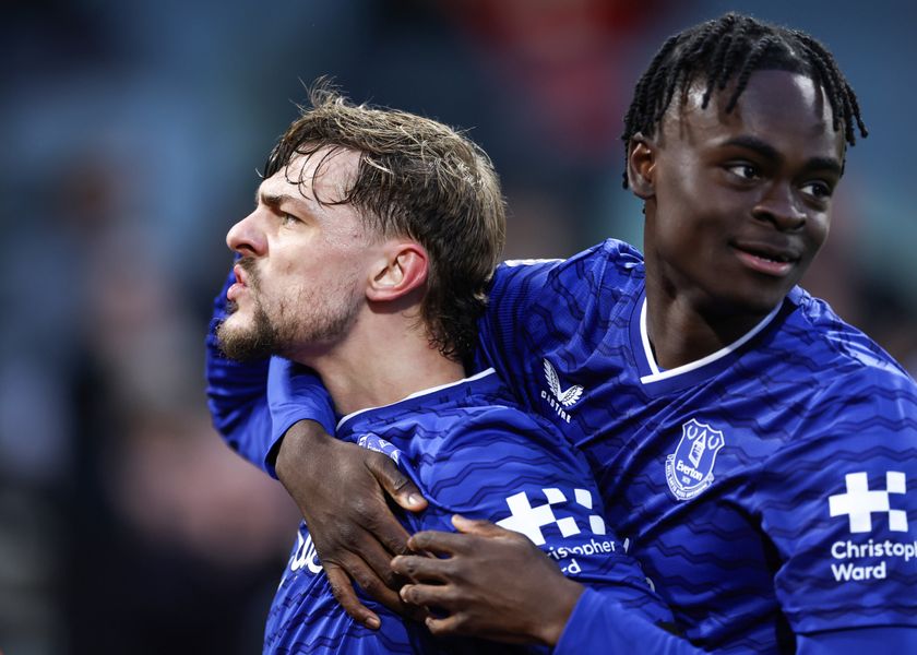Everton duo Kiernan Dewsbury-Hall and Tyrique George celebrate the win over Fulham