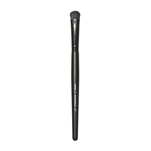 E.l.f. Eyeshadow "c" Brush, Curved Eyeshadow Brush for Blending &amp;amp; Diffusing, Helps Create the Perfect Smoky Eye, Vegan &amp;amp; Cruelty-Free