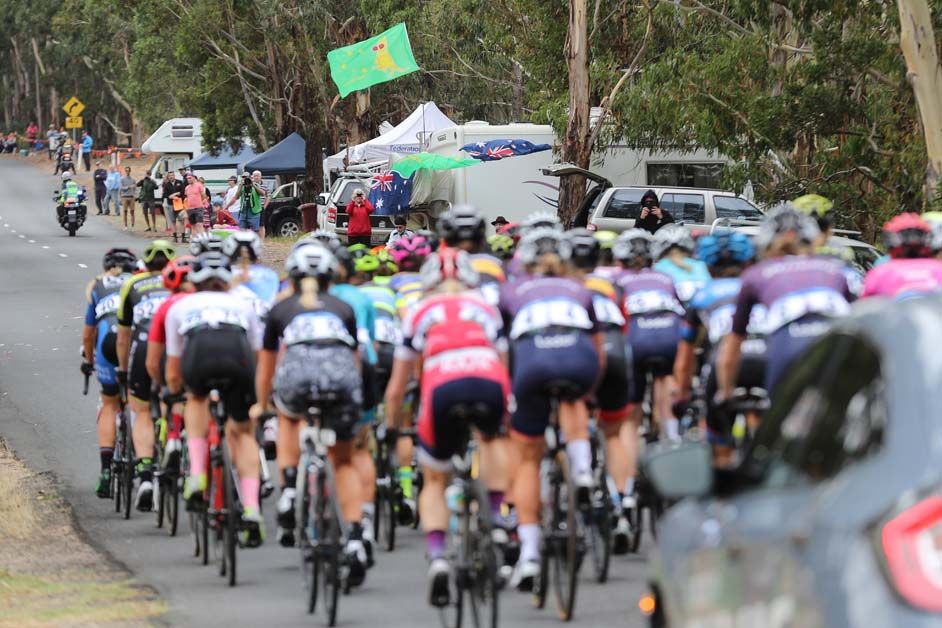 The back of the peloton