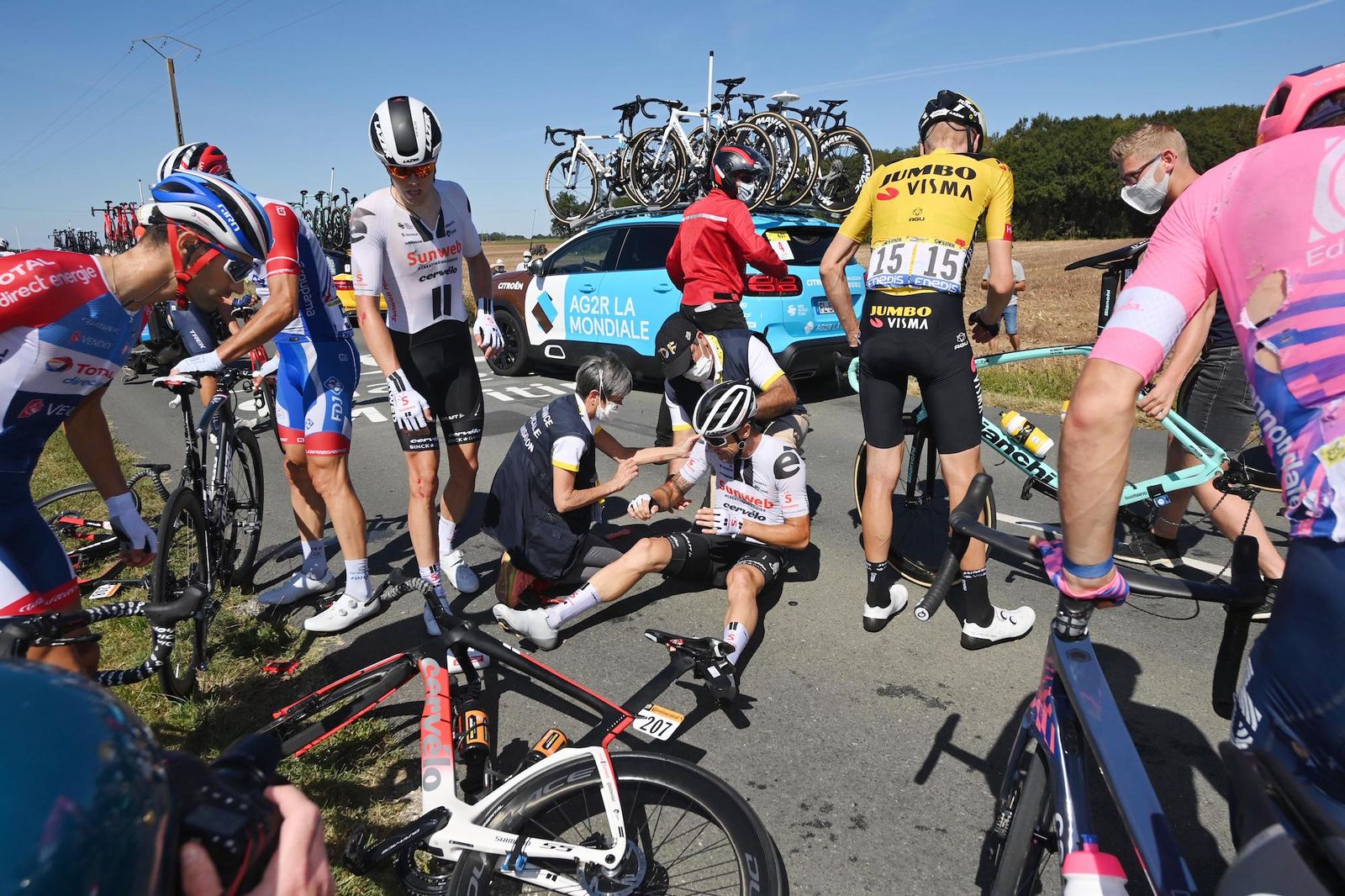 Tour de France 2020: Nicolas Roche shares pictures of wounds caused by ...