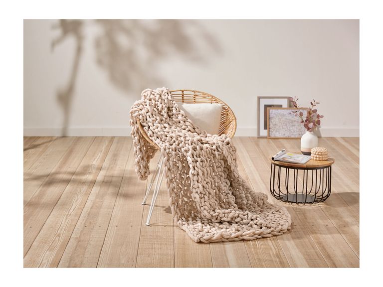Lidl Are Selling A Chunky Knit Throw For Just 24 99 Real Homes