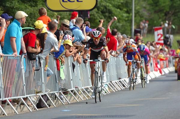 Jens Voigt off in pursuit of the stage winner