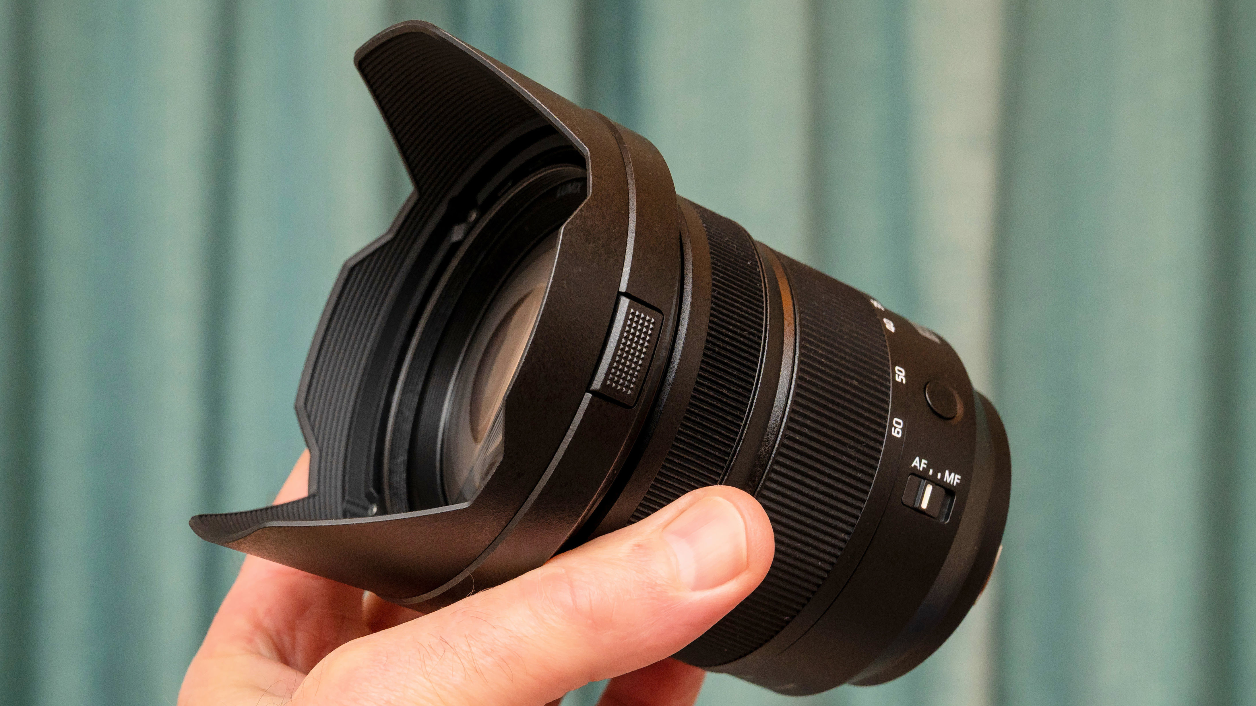 Panasonic Lumix S 24-60mm f/2.8 product shot