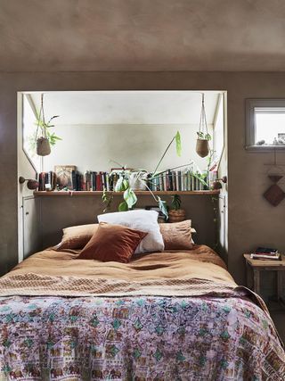 A bedroom decorated with houseplants