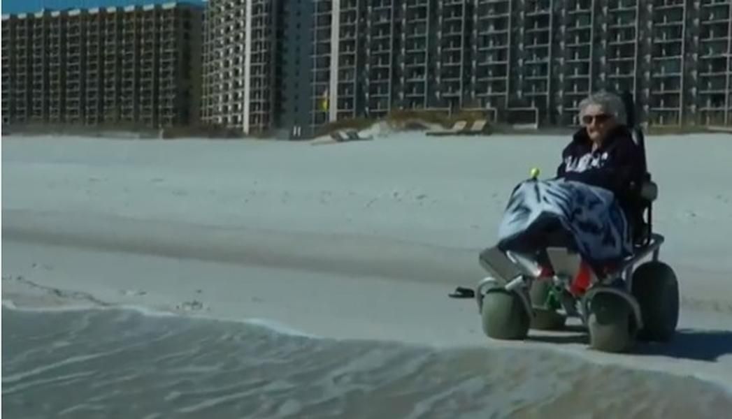 Watch this centenarian see the ocean for the first time