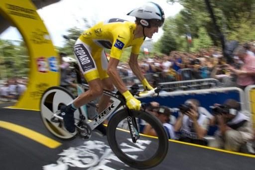 Andy Schleck (Leopard Trek) sets off for the time trial