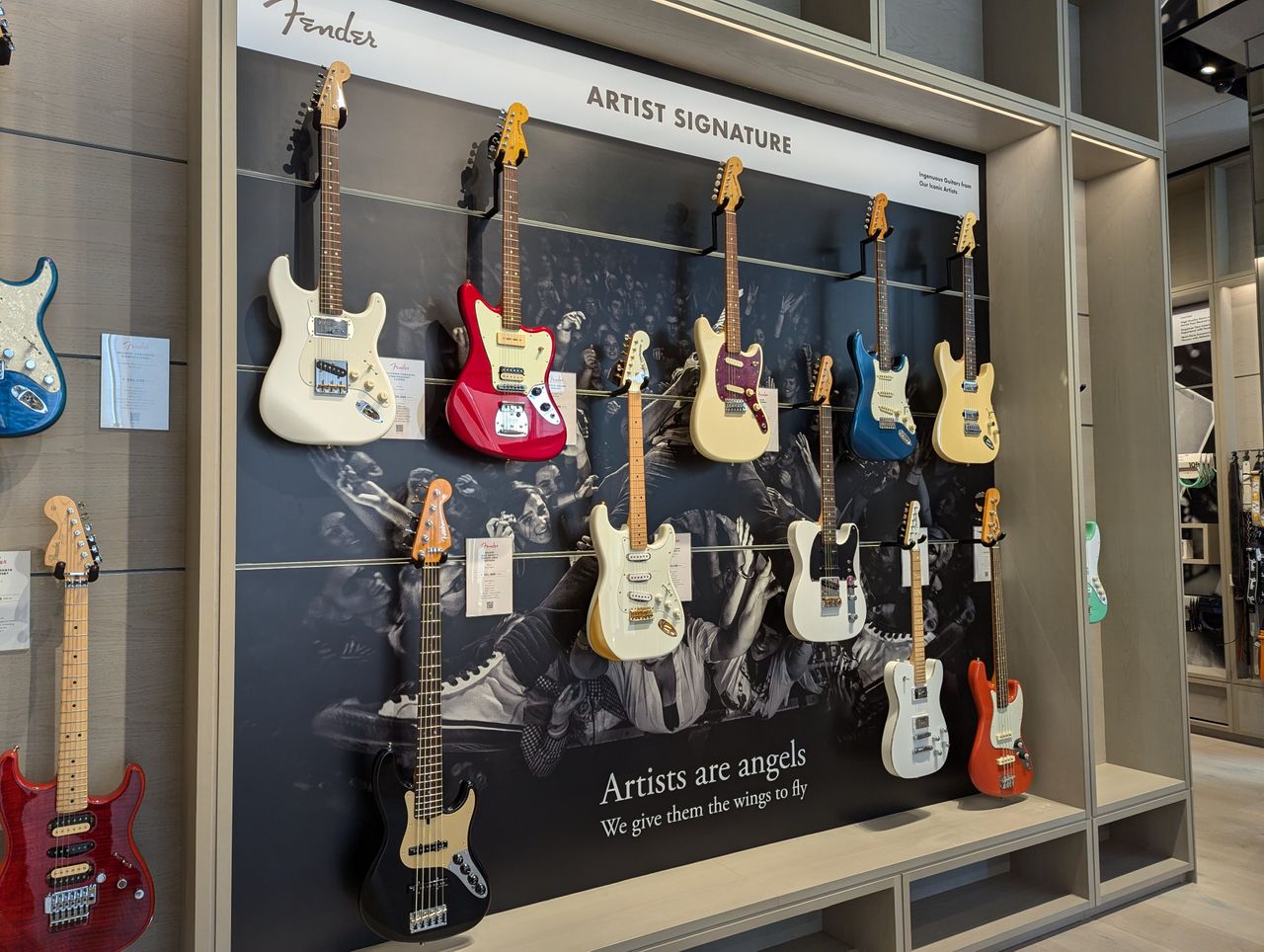 Fender Flagship Tokyo