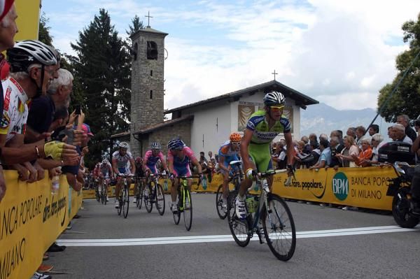 Liquigas on the attack.