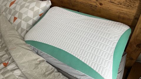 rem fit cool gel pillow on bed