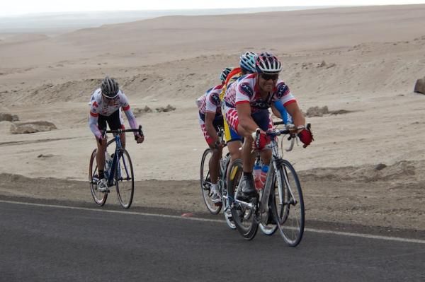 Jose Medina (T-Banc Sketchers) suffers to stay in contact while Antonio Cabrera (OGM) drives the leading and deffinitive escape.