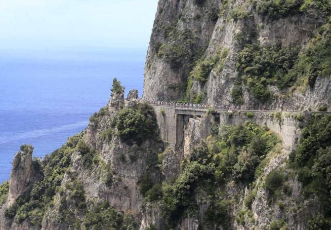 The Giro d'Italia on the breathtaking Amalfi coast