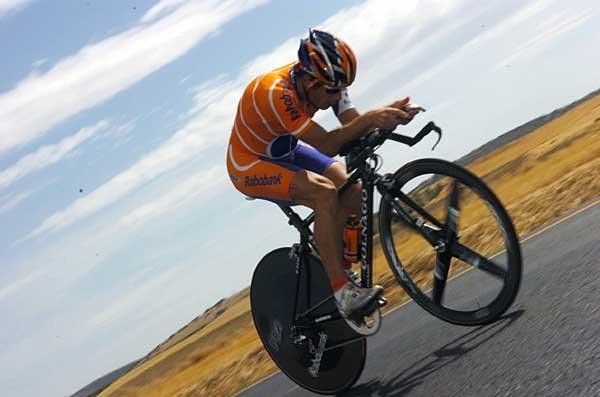 Oscar Freire Gomez (Rabobank) finished 5.28 minutes back in 119th spot.