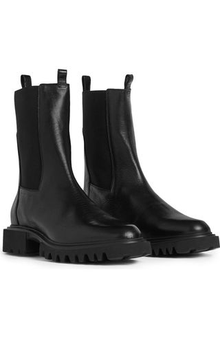 Hallie Lug Sole Chelsea Boot