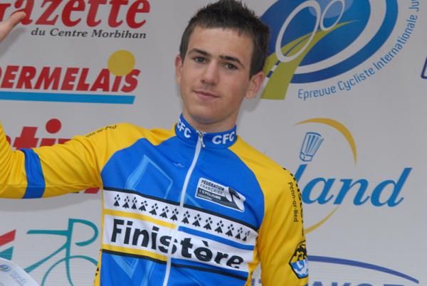 Olivier Le Gac (Finistere) in the best young rider's jersey.