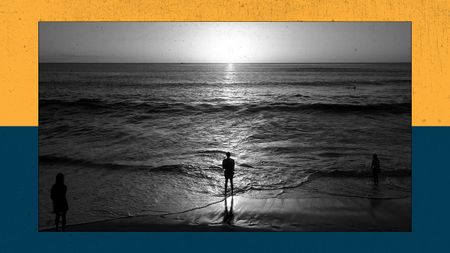 Te sunset at La Jolla's Windansea Beach during a winter heat wave on January 31, 2026 in San Diego, California.