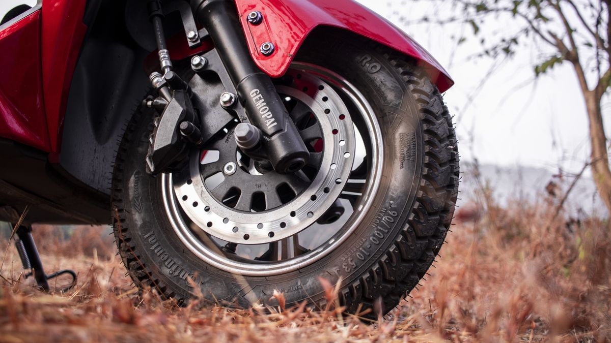 Front disc brake
