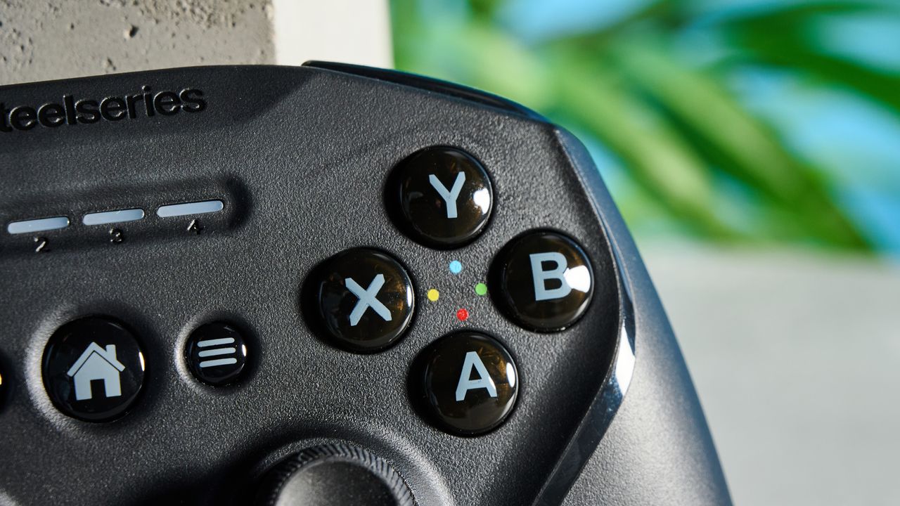 A black SteelSeries Nimbus+ mobile gaming controller for iOS, macOS and iPadOS