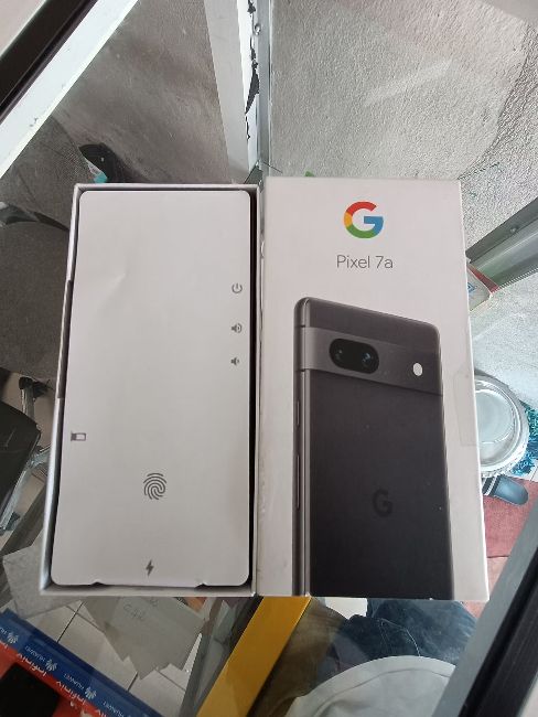 Leaked Pixel 7a retail packaging