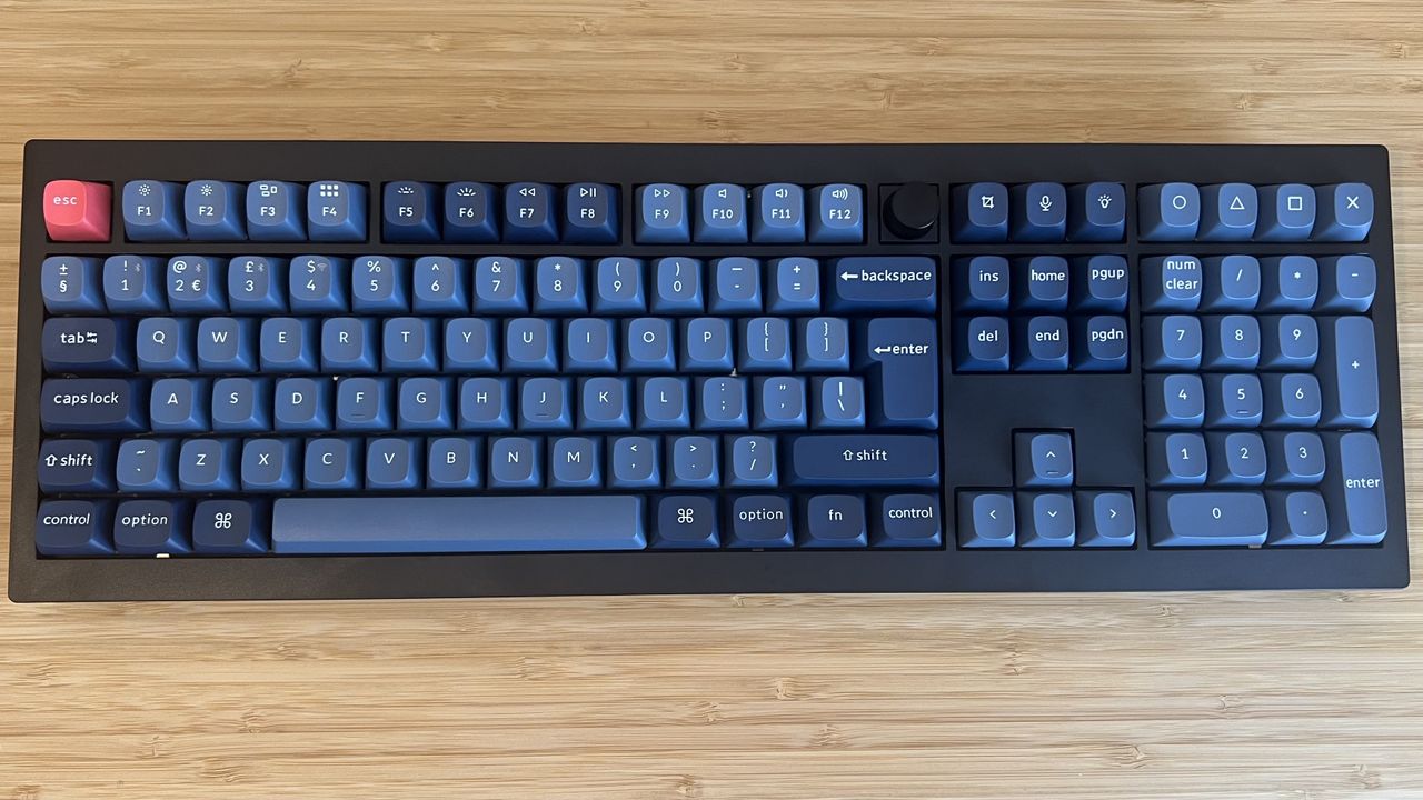 Keychron V6 Max keyboard on a wooden desk